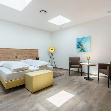 住宿加早餐酒店 Hotel B&B Gampel-Bratsch